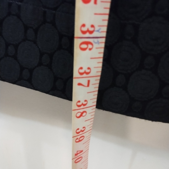 Taylor Elegant Black Ruffled Sleeveless Dress - Picture 5 of 12